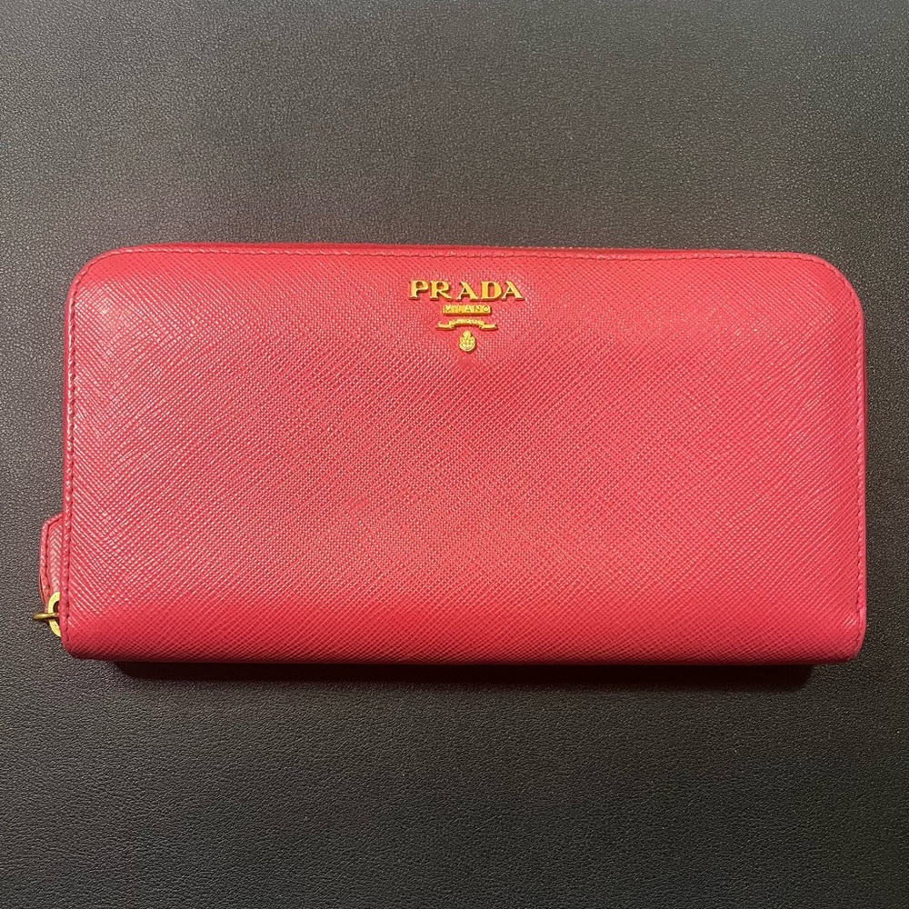 Authentic PRADA LARGE (EUC; Rose color)Saffiano Leather.